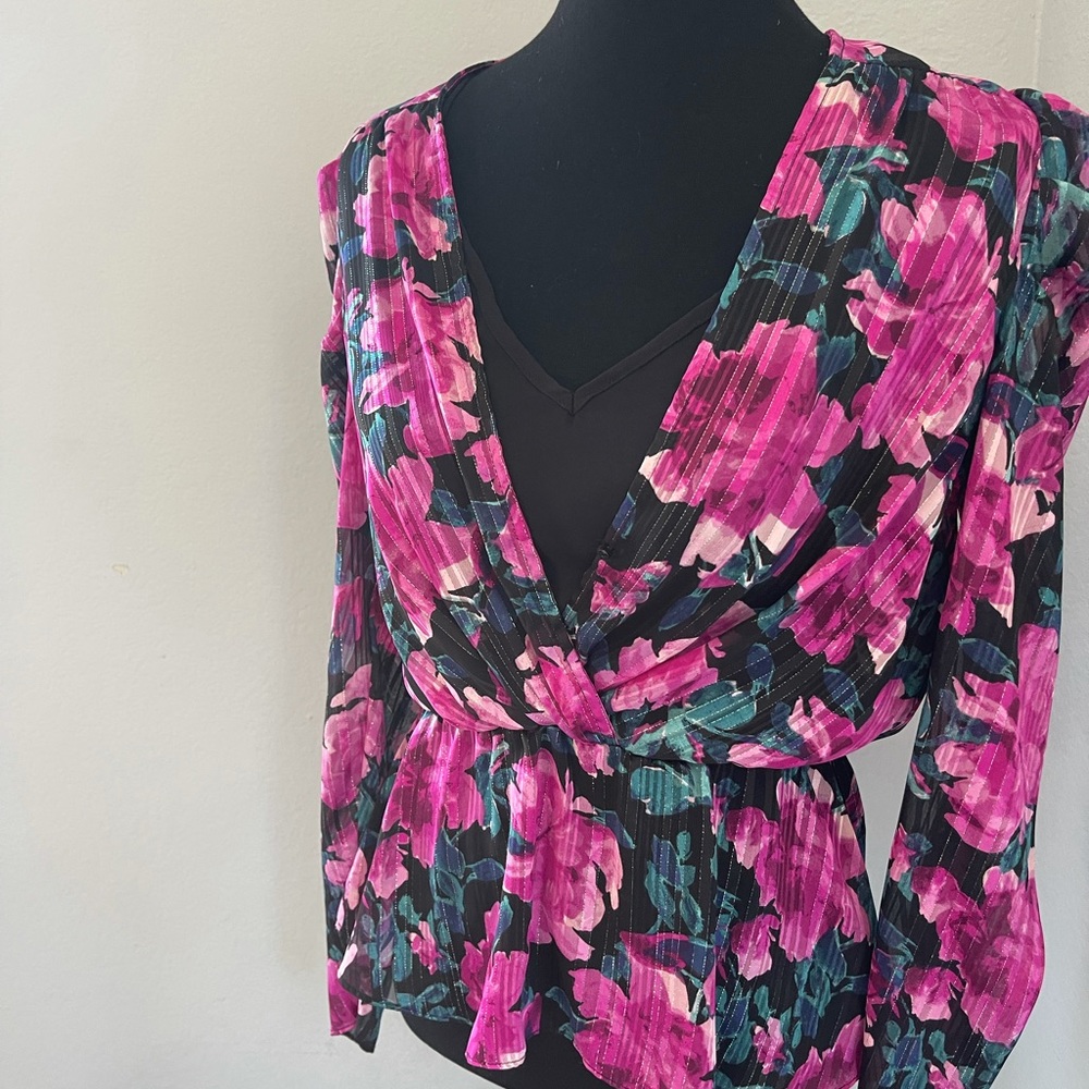 New with tags, never worn floral summer top